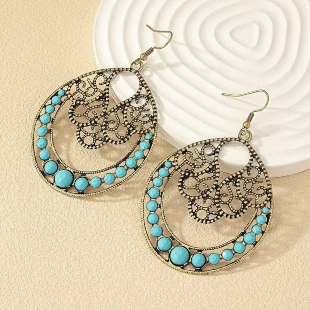 3/$22🩶 Western Turquoise Stone Antiqued Gold Tone Delicate Teardrop Earrings NEW - Picture 8 of 11
